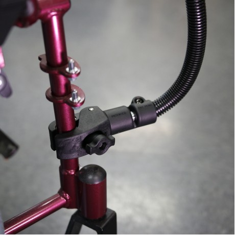 RAM Tough-Claw основа с ръкохватка с RAM Flex-Rod 26" удължено рамо за инвалидна количка, Размер B